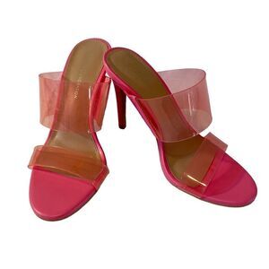 BCBGeneration  Gorgeous Clear Acrylic & Hot Pink Pumps in Size 6 w/ 4” heels.